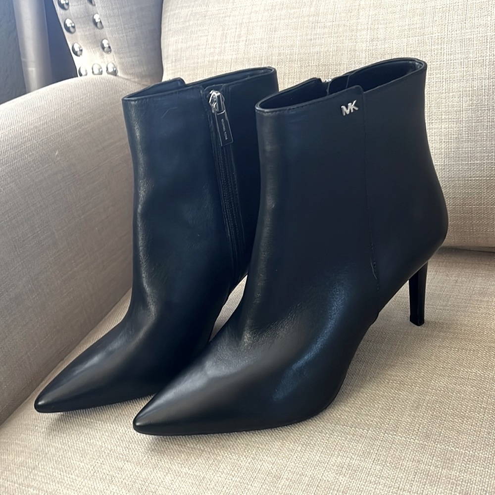 Michael Kors High Heel Ankle Boots Black